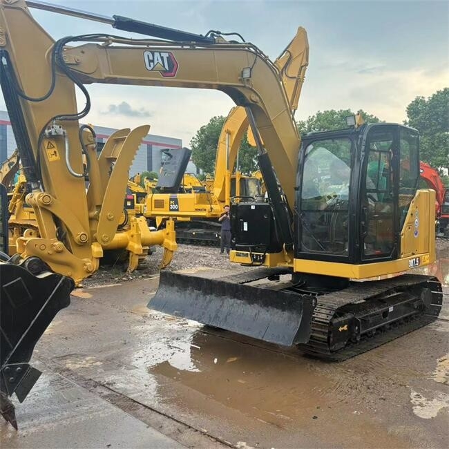 Crawler Type Caterpillar 307.5 Excavator Good Condition Used Compact Excavator
