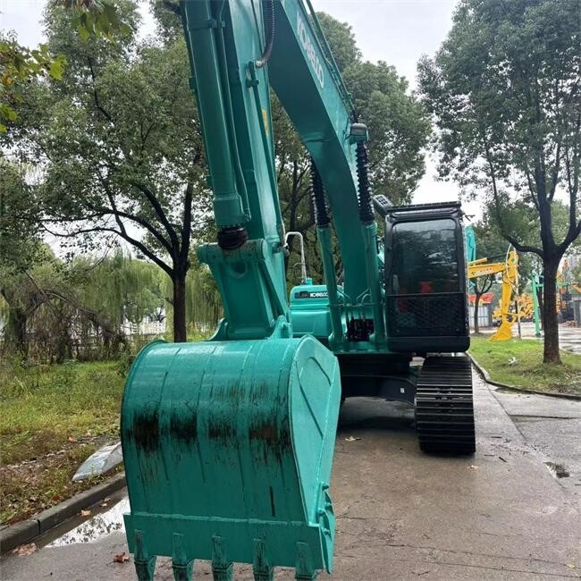 SK200-8 Used Kobelco Excavator Used 20 Ton Excavators Medium Sized