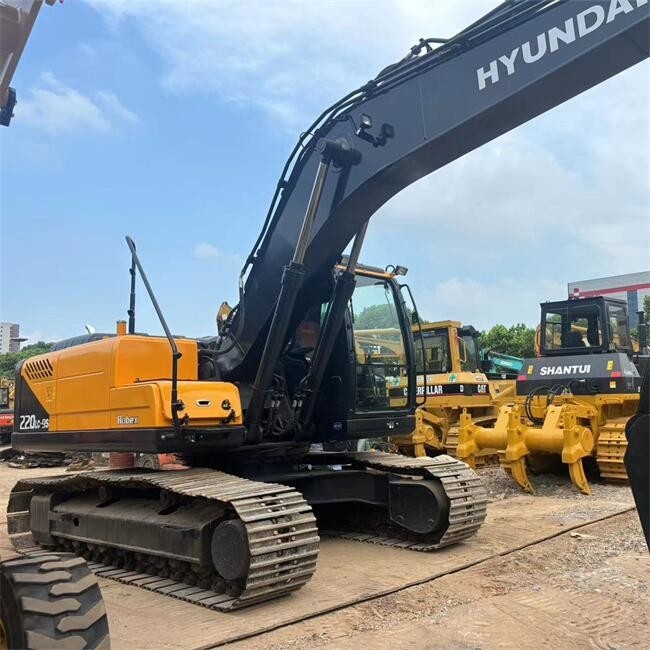 22000KG Second Hand Hyundai Excavators Original Used Crawler Excavator 220LC-9S