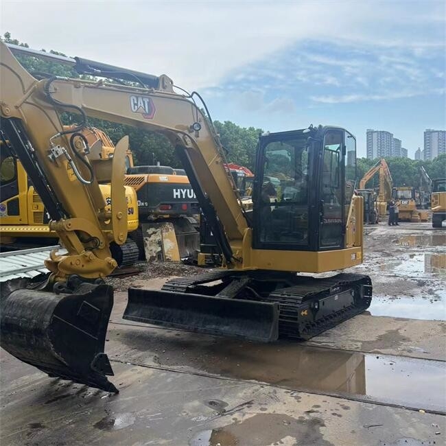 Compact Cat 6 Tonne Excavator Used CAT 306 Mini Excavator With Crawler Chain