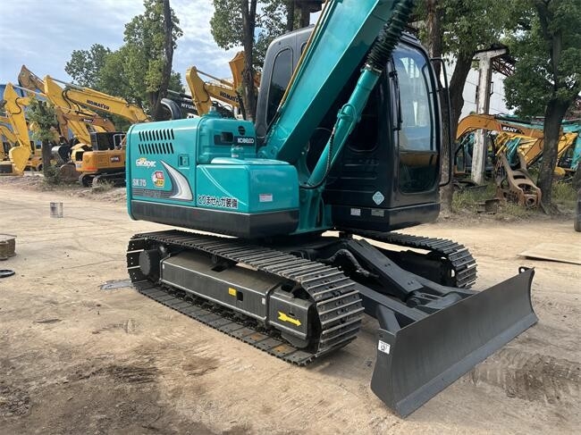 Second Hand Kobelco SK75 Excavator Kobelco 7 Ton Excavator with ISUZU Engine