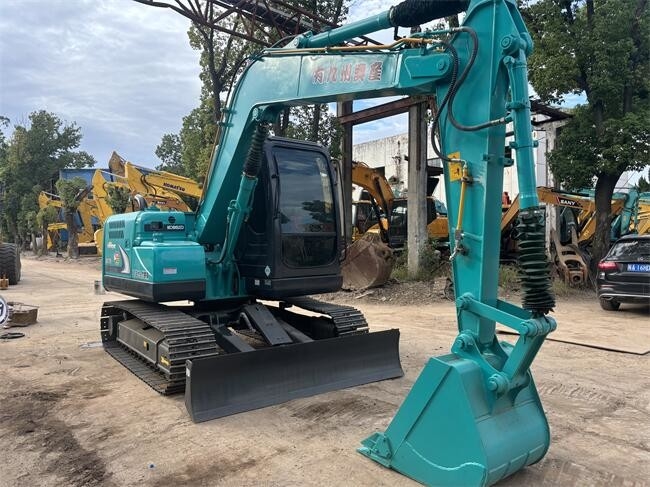 Second Hand Kobelco SK75 Excavator Kobelco 7 Ton Excavator with ISUZU Engine