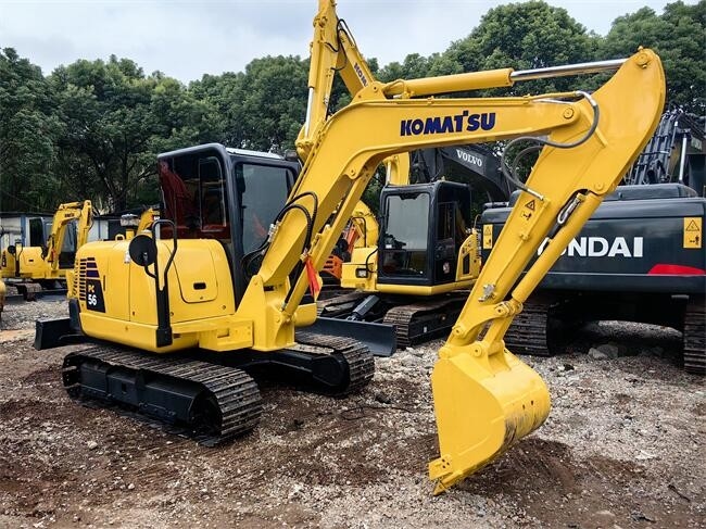 PC56-7 Second Hand Komatsu Excavators Komatsu 5.5 Ton Excavator Fuel Efficiency
