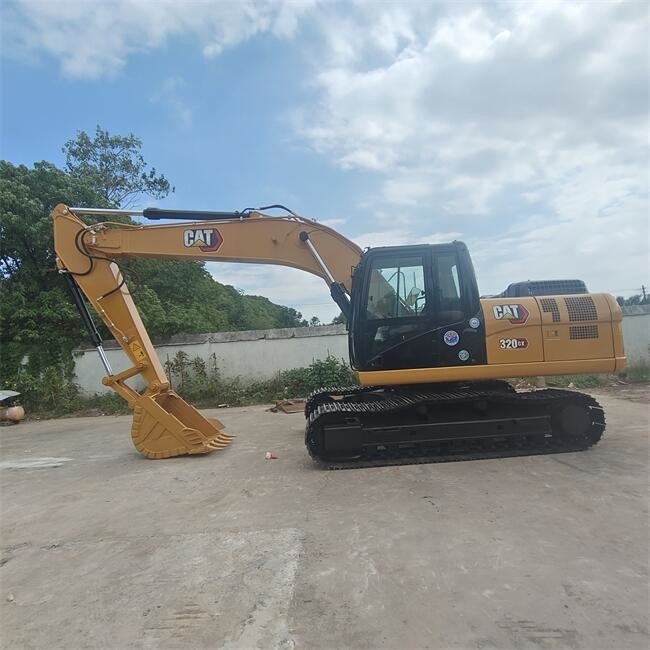 110KW Used Caterpillar Excavator 320 GC  20 Tonne Cat Excavator For Mining Operations