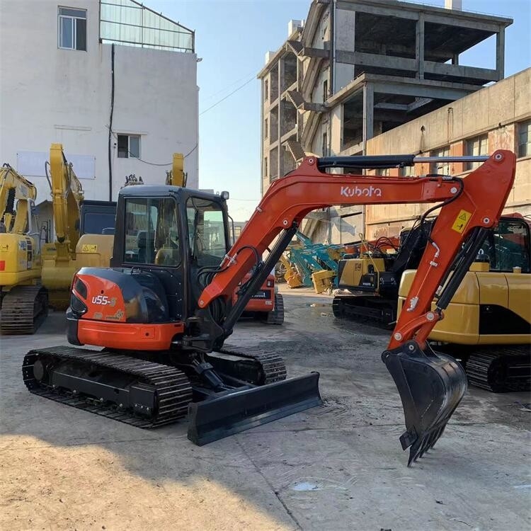 U55-4 Second Hand Kubota Excavators Kubota 5 Ton Digger With Crawler Chain