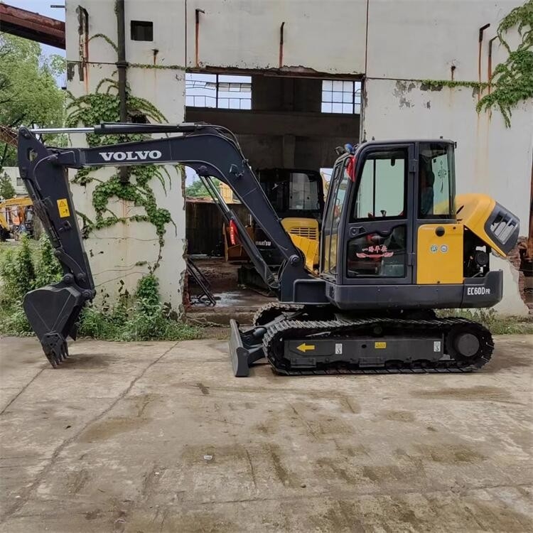Original Korea Second Hand Volvo Excavators Ec60d 6 Ton Used Volvo Digger