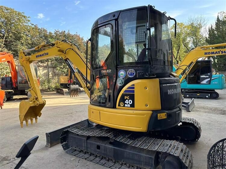Second Hand Komatsu PC40MR Excavator Used 4 Ton Excavator 28.5KW Highly Efficient