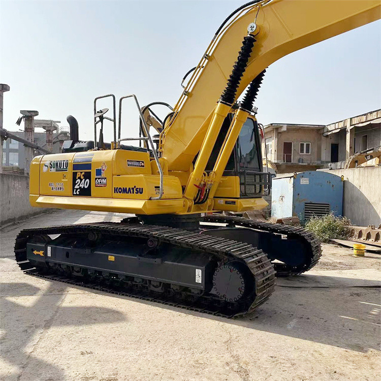 PC240-8 Second Hand Komatsu Excavators 24 Ton Crawler Type Excavator