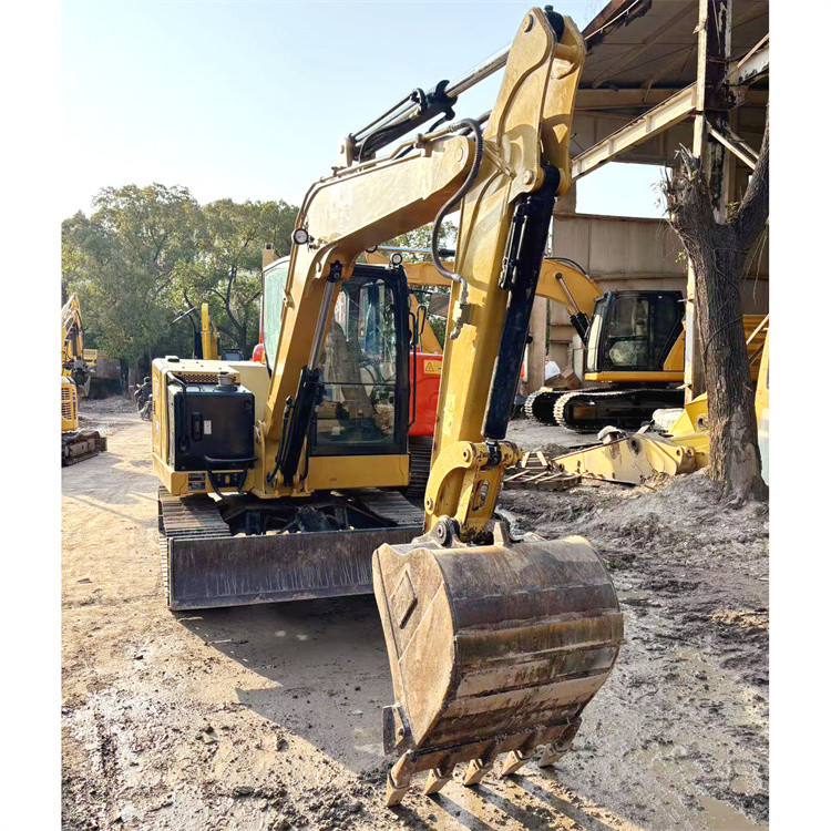 Compact Cat 6 Tonne Excavator Used CAT 306 Mini Excavator With Crawler Chain