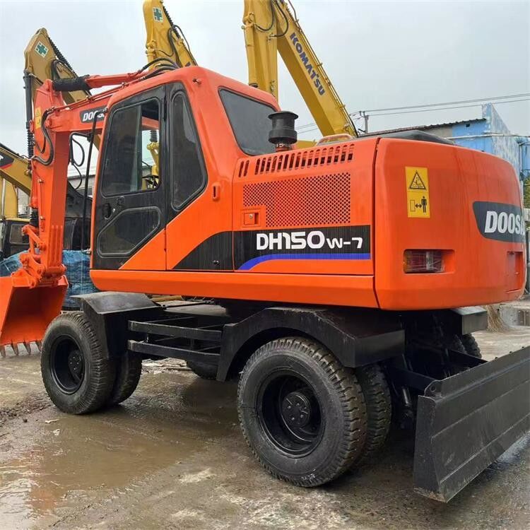 Used Doosan DH150W-7 Excavator 15 Ton Excavator second hand doosan excavator