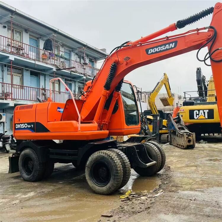 Used Doosan DH150W-7 Excavator 15 Ton Excavator second hand doosan excavator