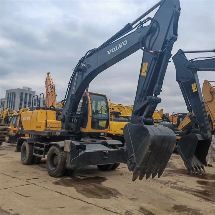 Second Hand Volvo wheel EC170 Excavator used Volvo digger 17Ton  less Working Hours
