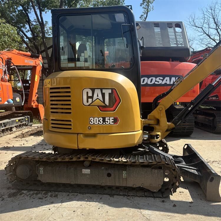 ใช้ Crawler ประเภท CAT 303.5E Excavator มือสอง Mini Excavator 3500KG