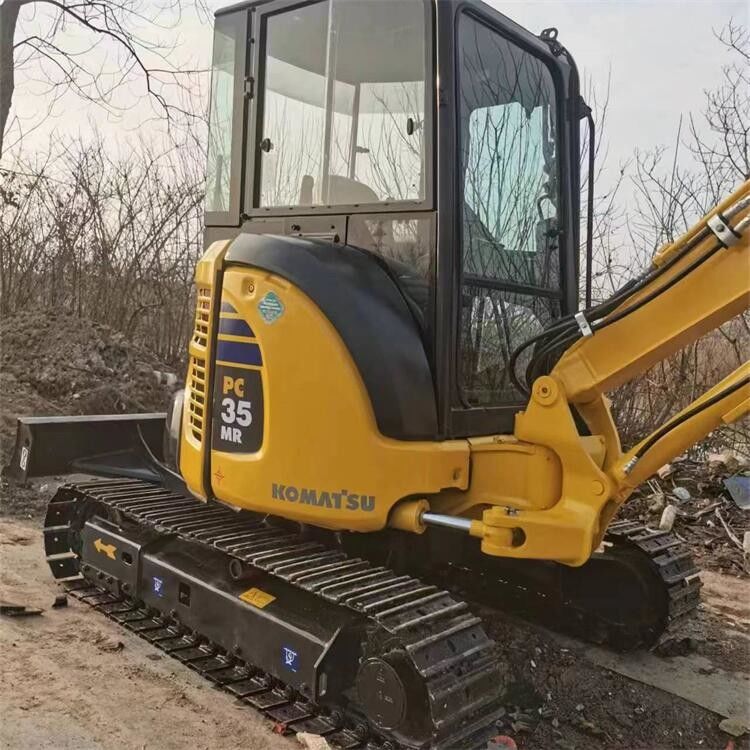 2022 Komatsu 3 Tonnen Bagger Schalldichte Kabine und ergonomische Steuerungen für komfortablen Betrieb